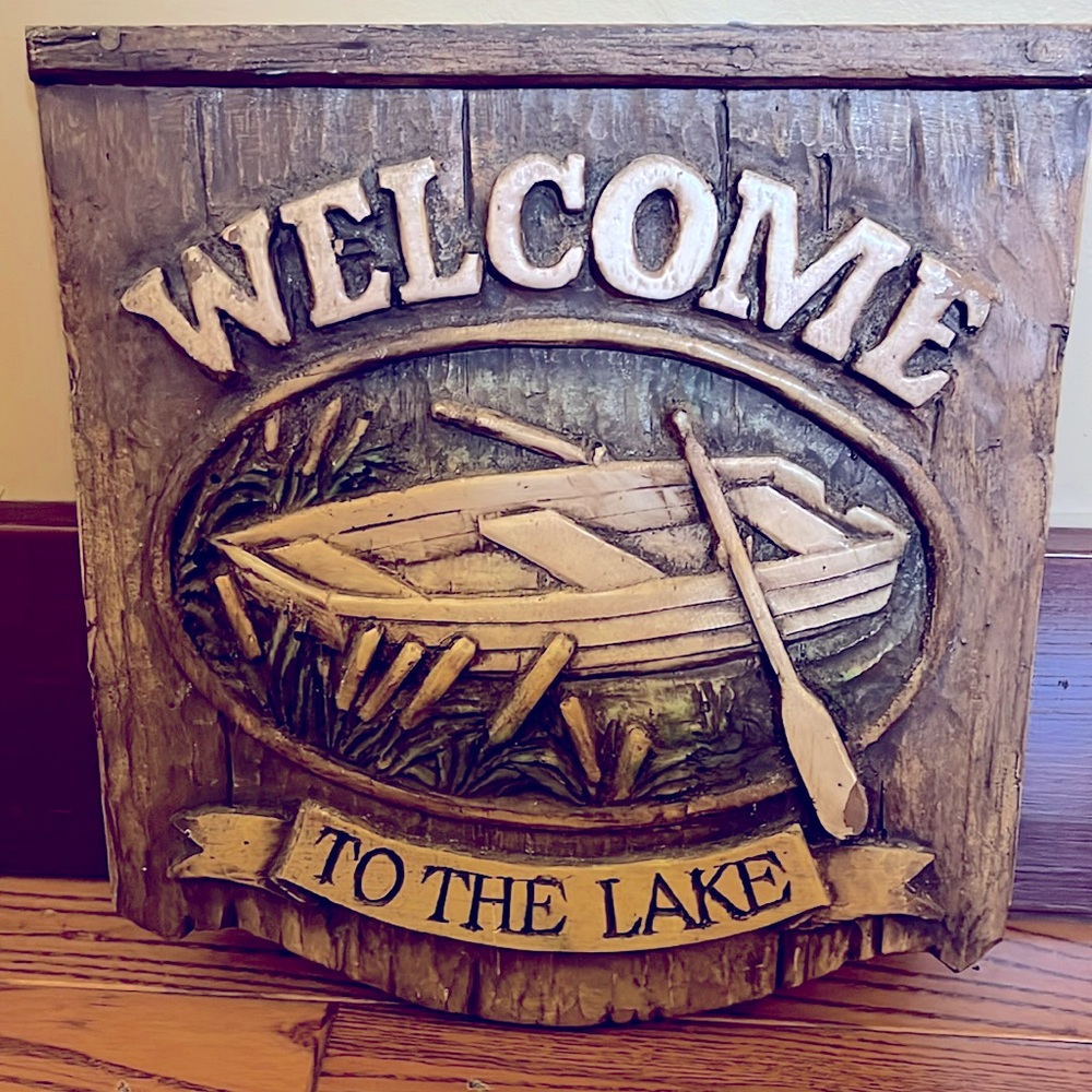 Faux wooden Welcome to the Lake 3 dimensional wall decor